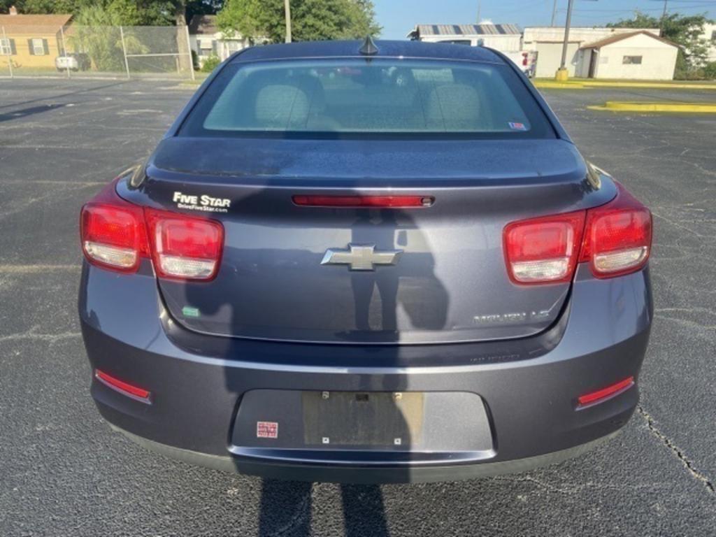 2015 Chevrolet Malibu - $13,000