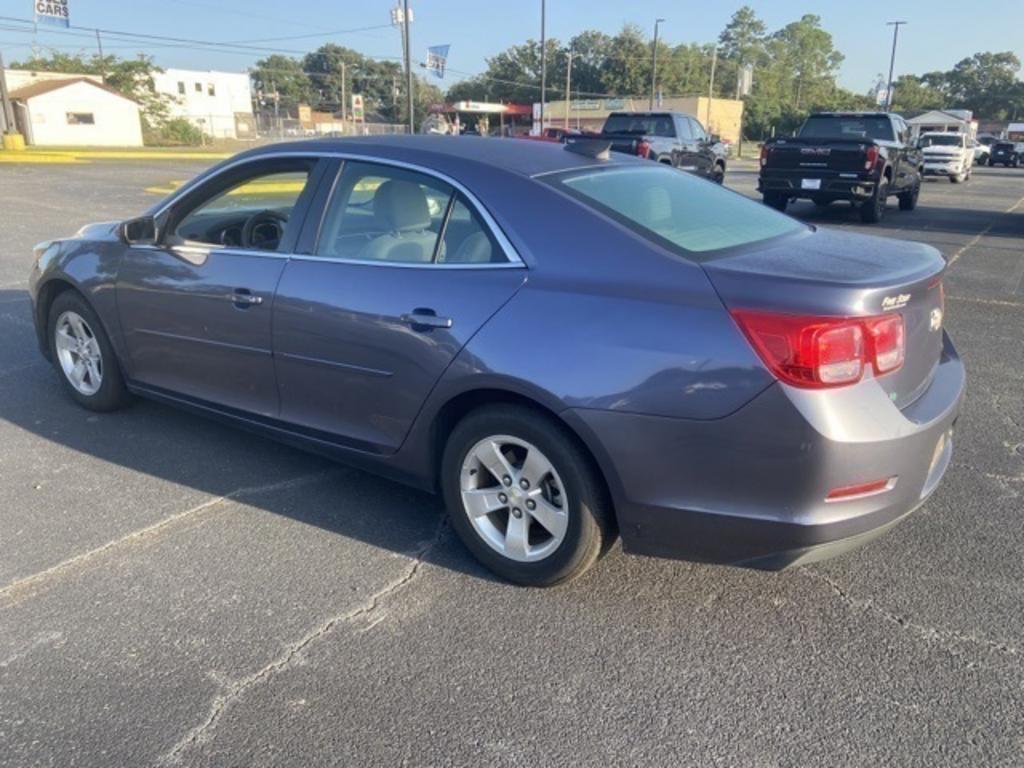 2015 Chevrolet Malibu - $13,000