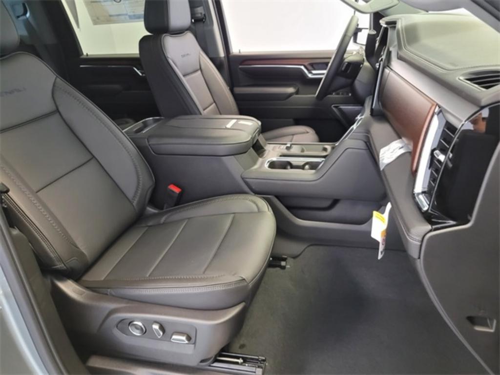 2024 GMC Sierra 2500HD - $84,888