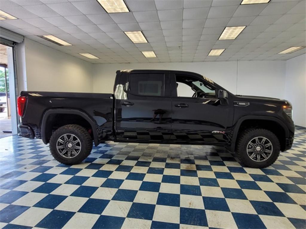 2024 GMC Sierra 1500 - $70,315