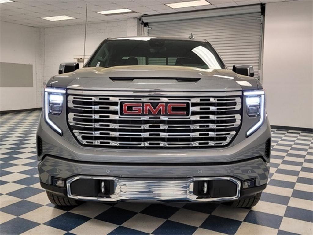 2023 GMC Sierra 1500 - $70,000
