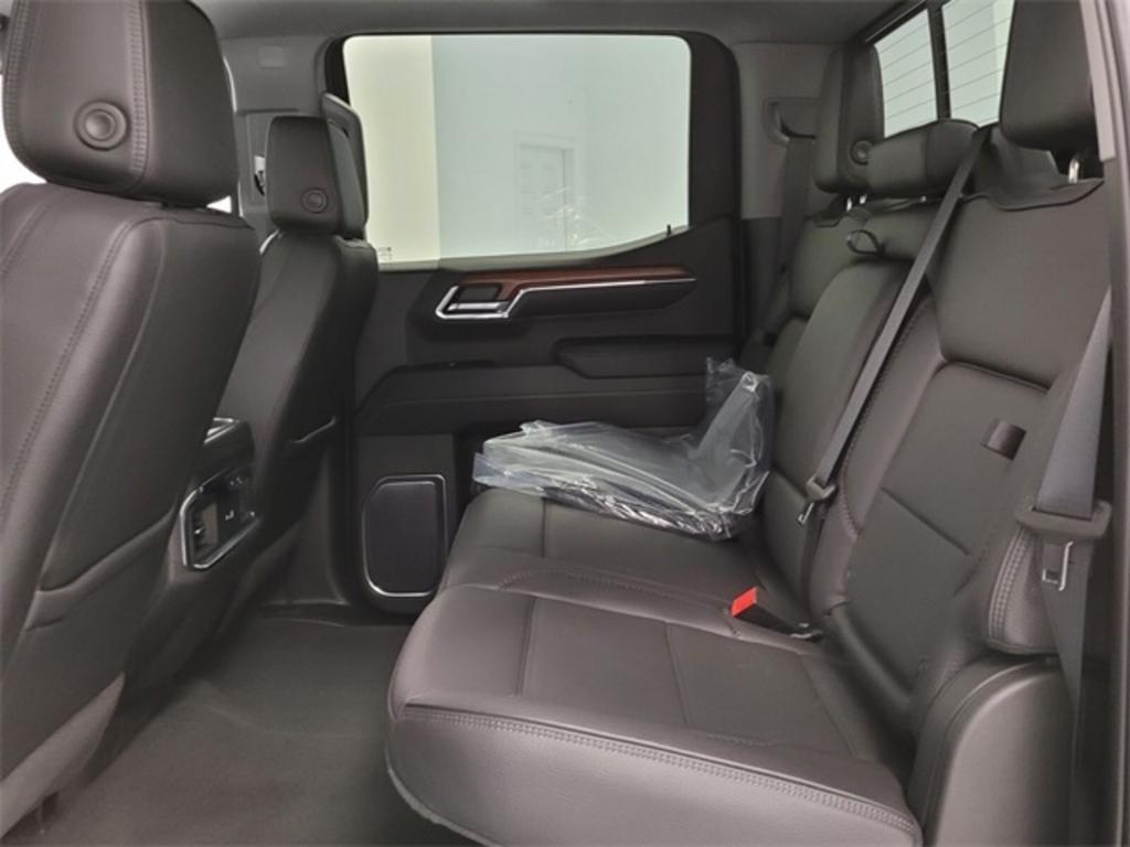 2023 GMC Sierra 1500 - $70,000