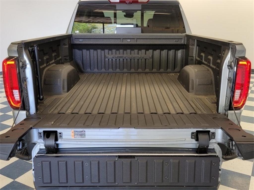 2023 GMC Sierra 1500 - $70,000