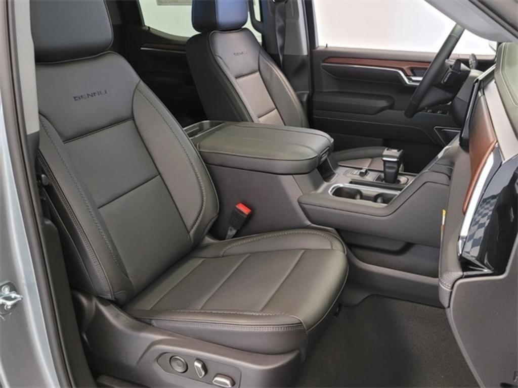 2023 GMC Sierra 1500 - $70,000