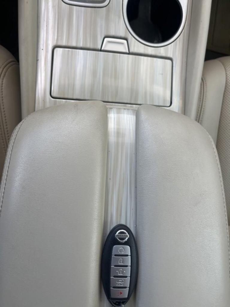 2015 Nissan Murano - $17,500