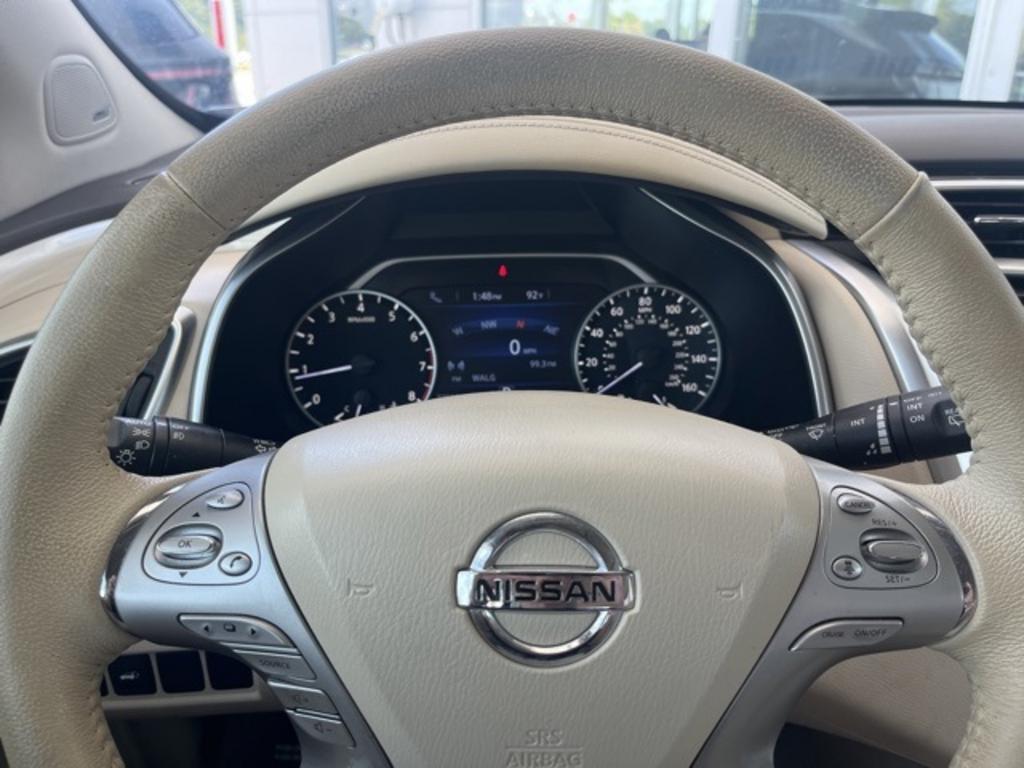 2015 Nissan Murano - $17,500