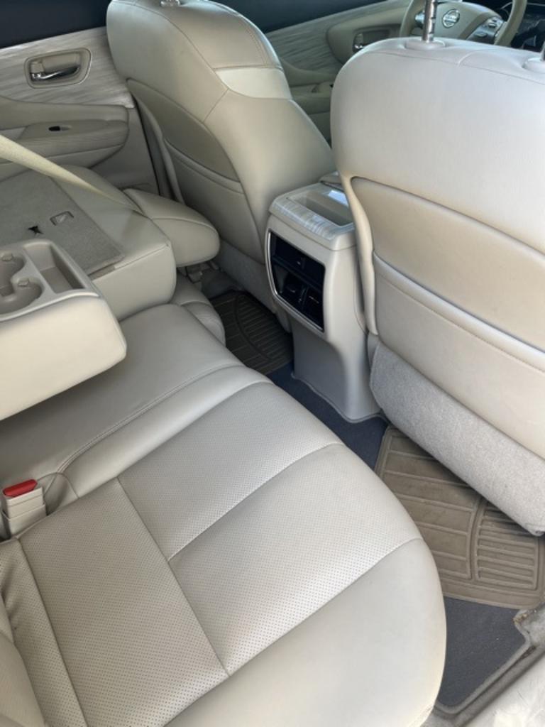 2015 Nissan Murano - $17,500