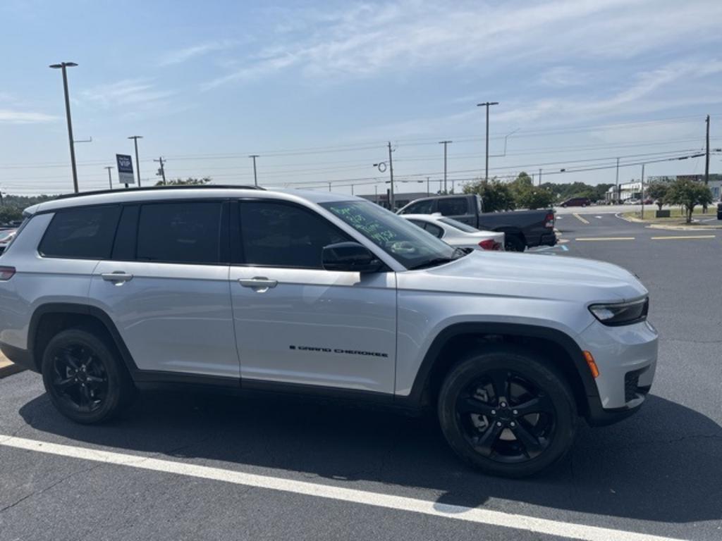 2021 Jeep Cherokee - $38,000