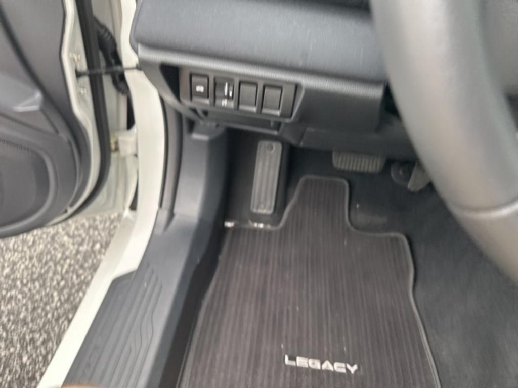 2023 Subaru Legacy - $27,500