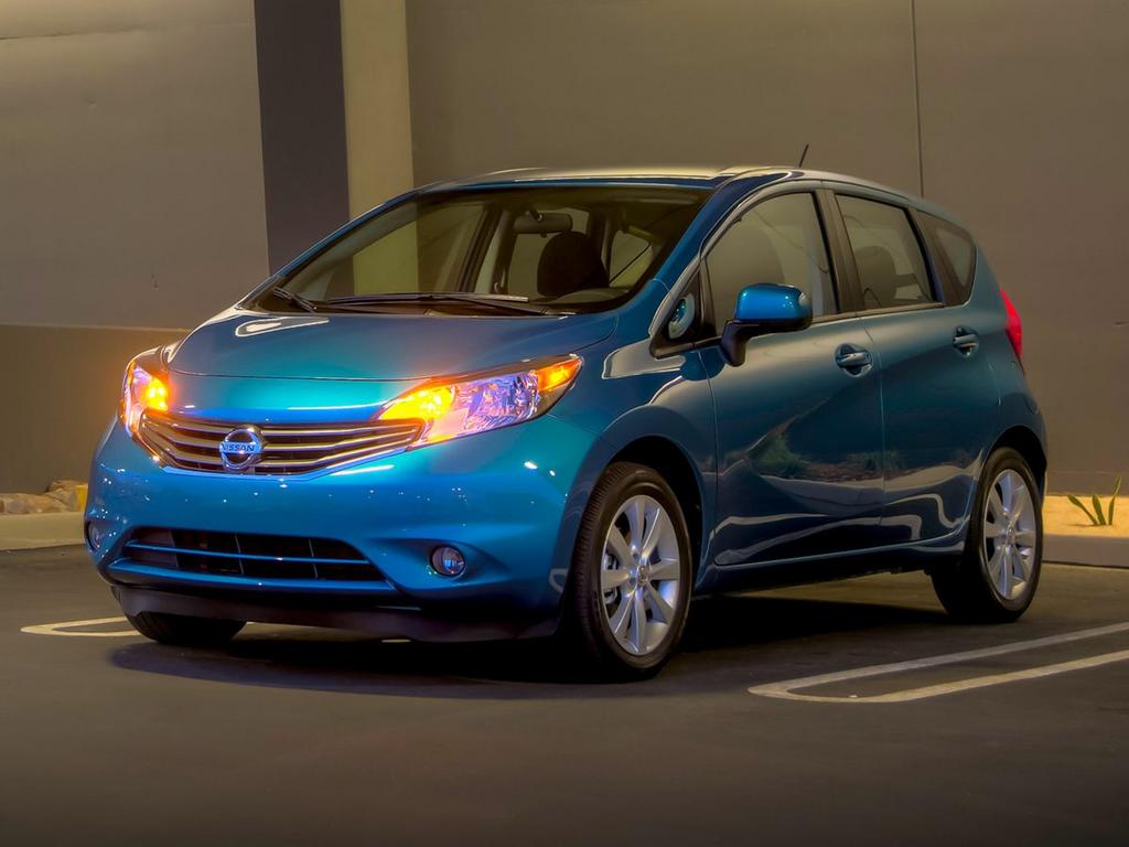 2014 Nissan Versa Note S images