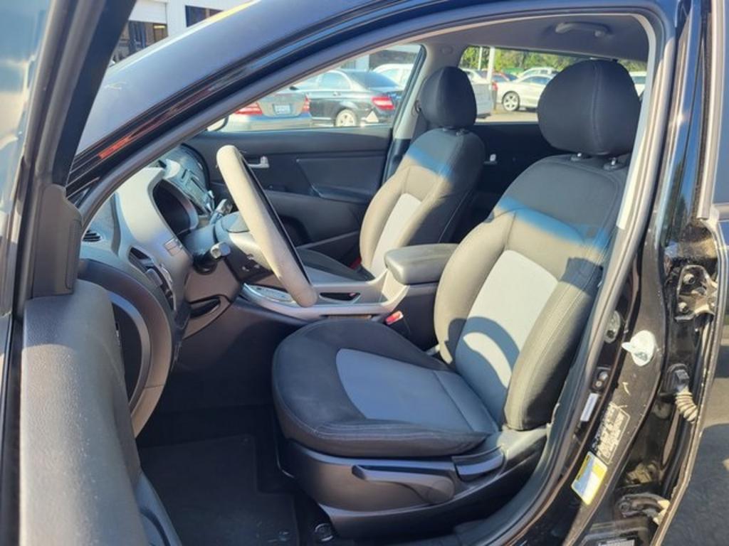 2014 Kia Sportage - $11,500