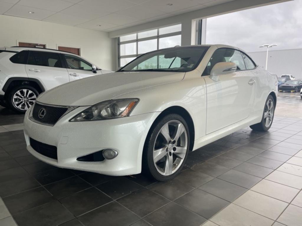 2010 Lexus IS - $17,000