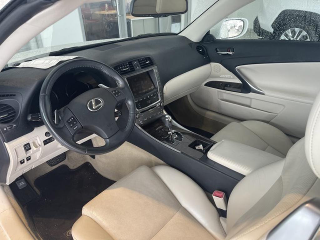 2010 Lexus IS - $17,000