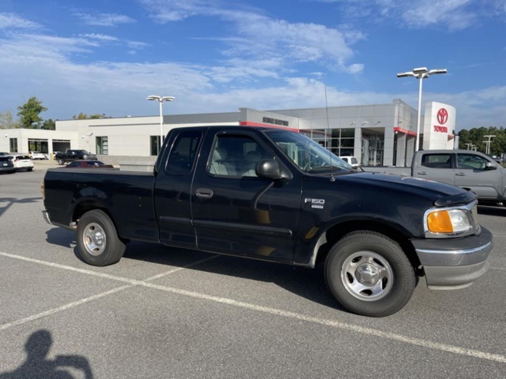 2004 Ford F-150 Heritage - $5,000