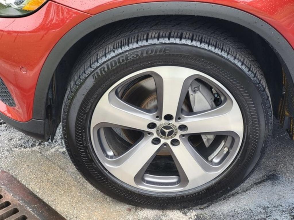 2018 Mercedes-Benz C-Class - $26,500