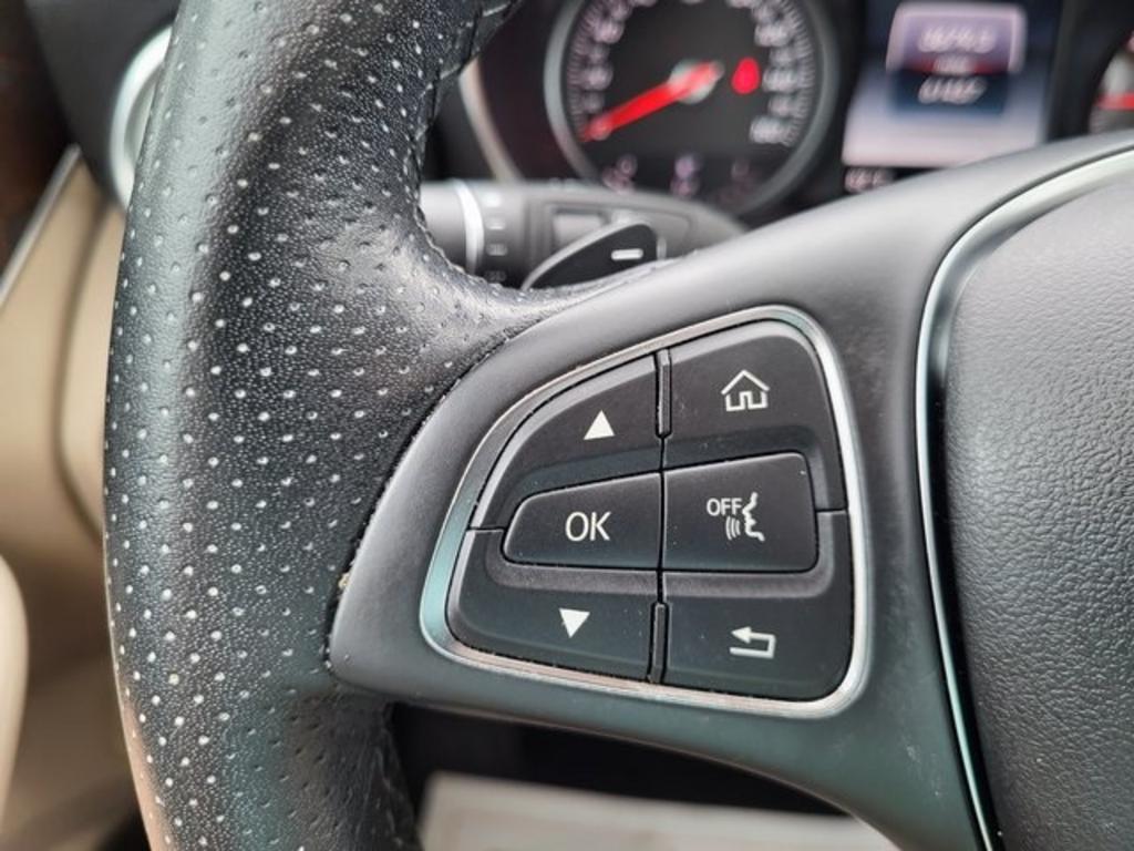 2018 Mercedes-Benz C-Class - $26,500