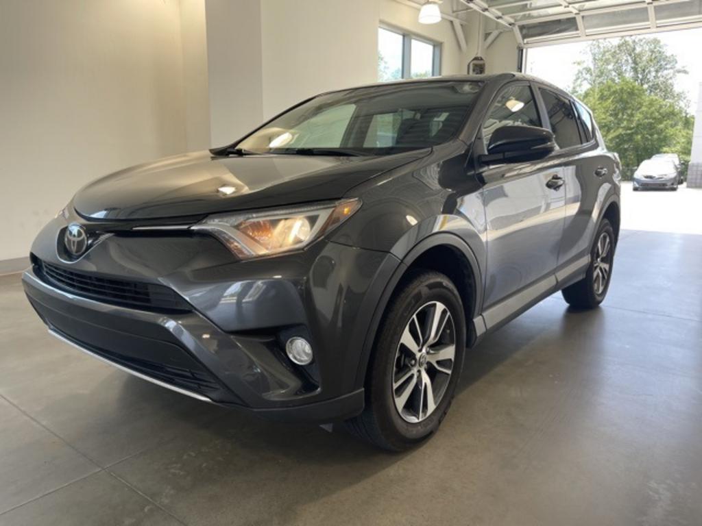 2018 Toyota RAV4 - $18,000