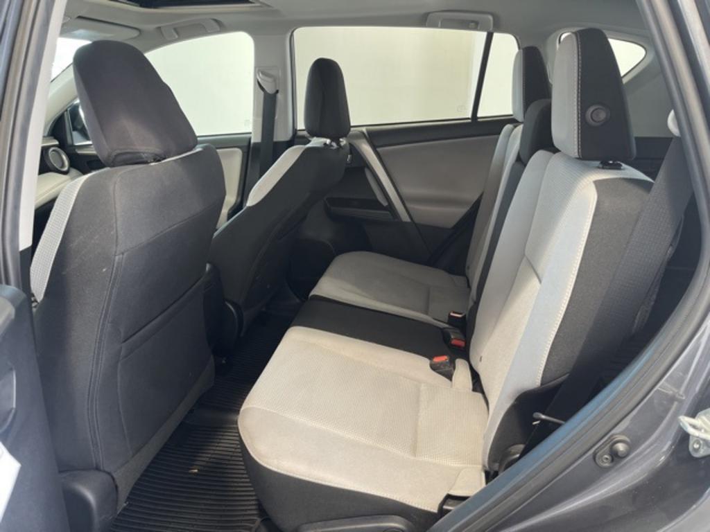 2018 Toyota RAV4 - $18,000