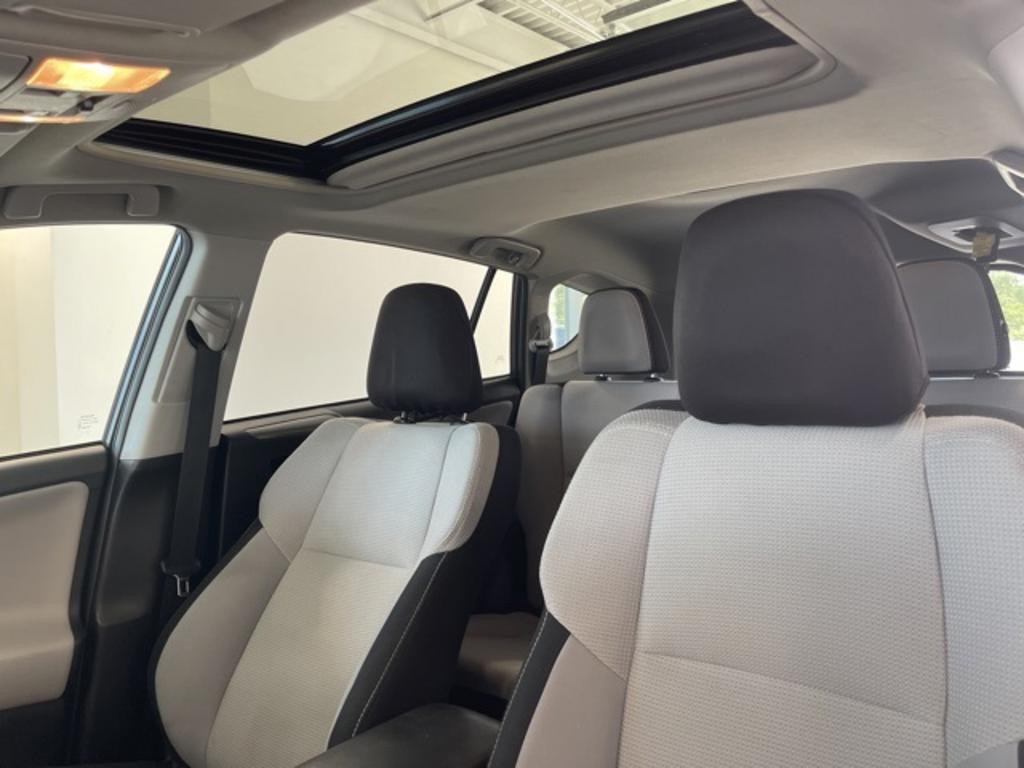 2018 Toyota RAV4 - $18,000