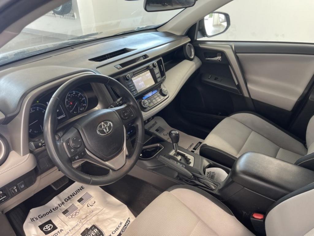 2018 Toyota RAV4 - $18,000