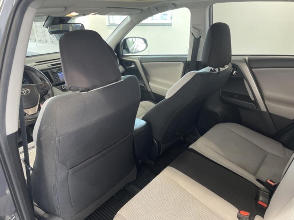 2018 Toyota RAV4 - $18,000