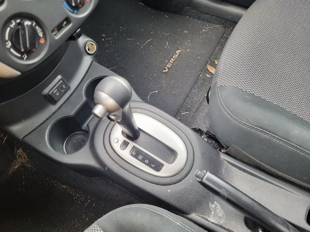 2019 Nissan Versa - $15,000