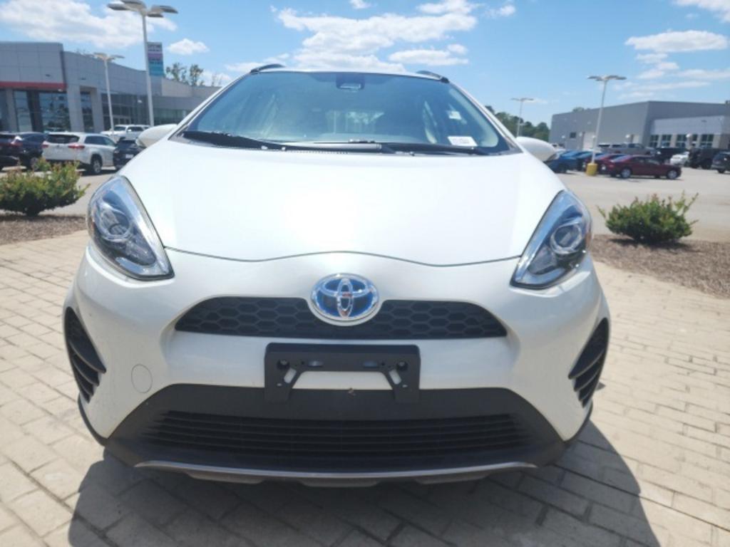 2018 Toyota Prius - $17,500