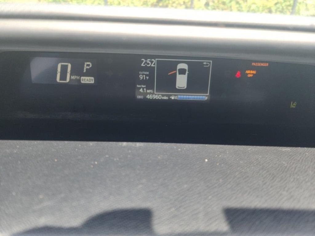 2018 Toyota Prius - $17,500