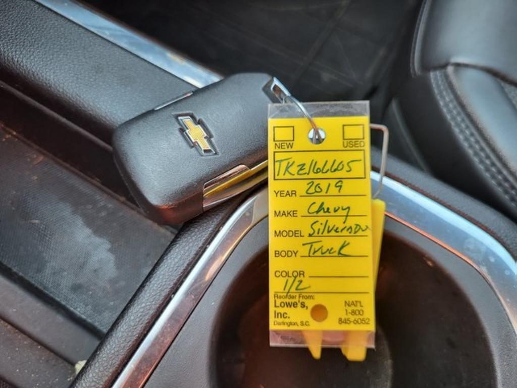 2019 Chevrolet Silverado 1500 - $48,000