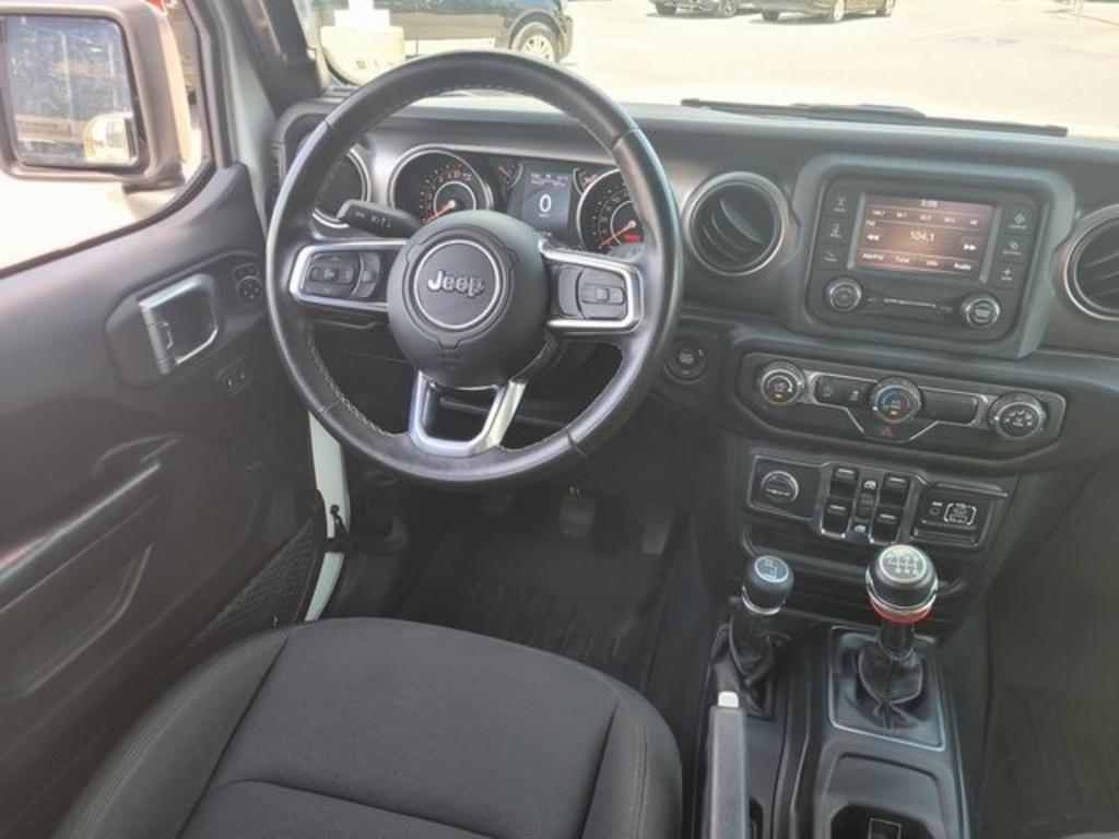 2020 Jeep Gladiator - $34,000