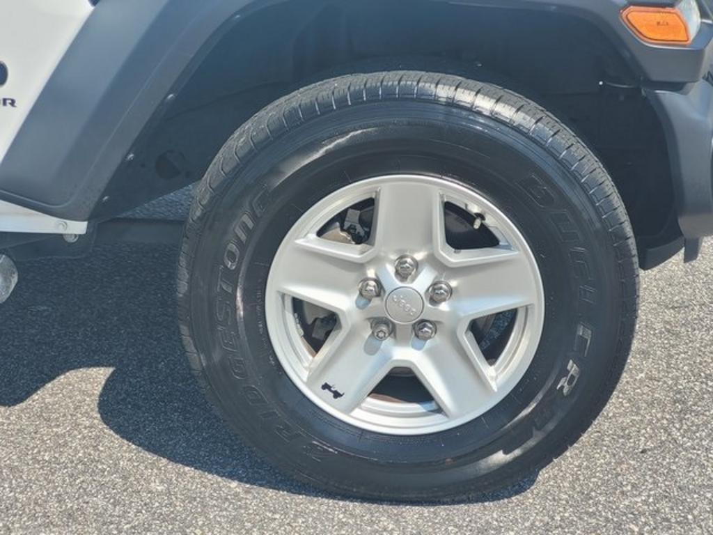 2020 Jeep Gladiator - $34,000