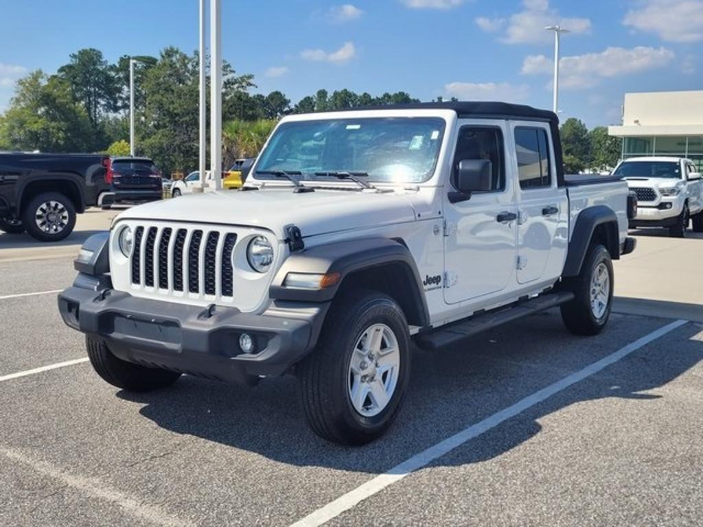 2020 Jeep Gladiator - $34,000