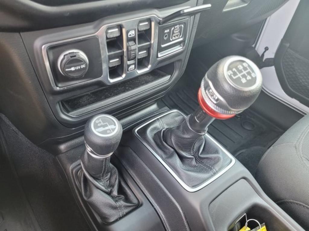 2020 Jeep Gladiator - $34,000