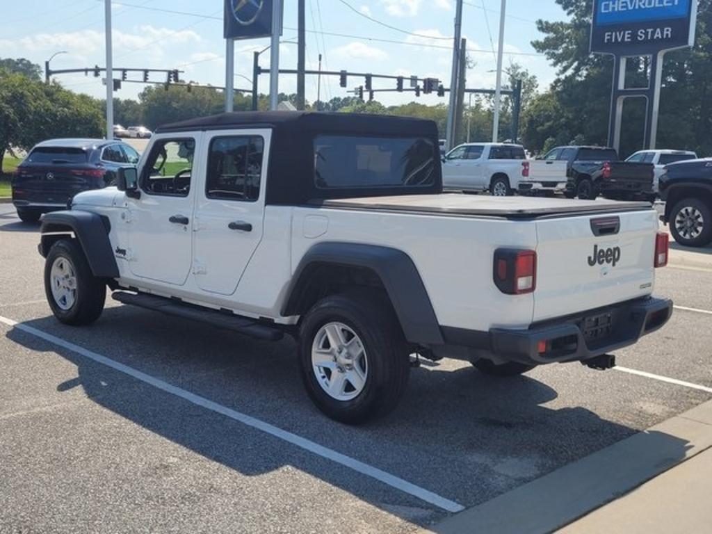2020 Jeep Gladiator - $34,000