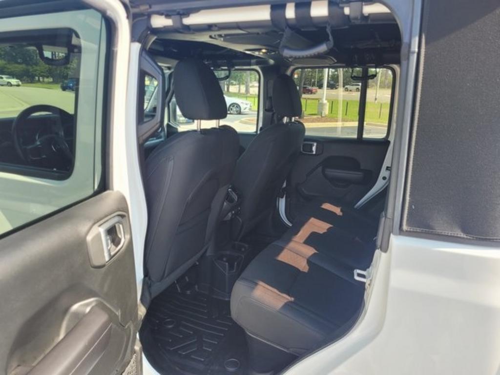 2020 Jeep Gladiator - $34,000