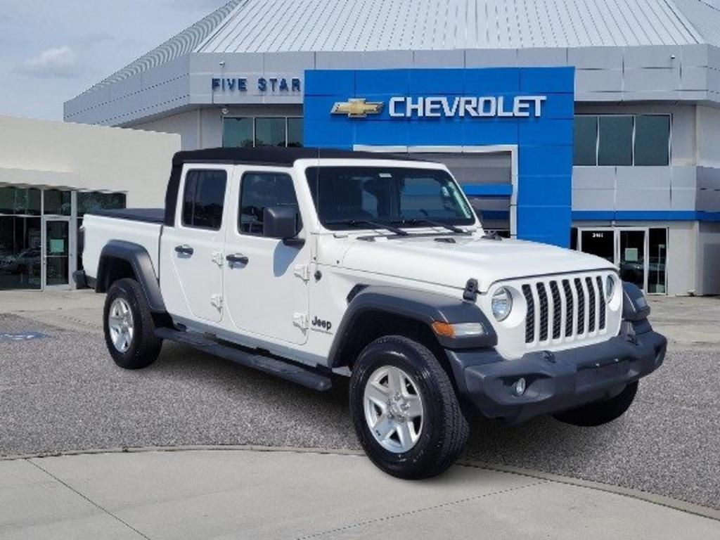 2020 Jeep Gladiator - $34,000