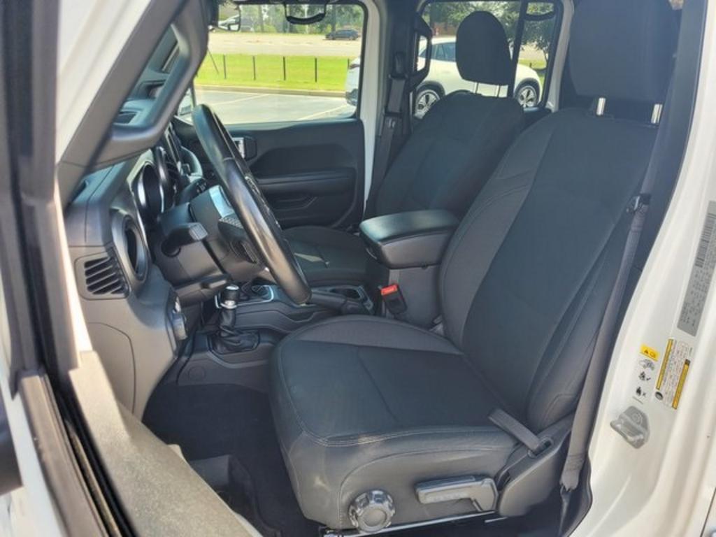 2020 Jeep Gladiator - $34,000