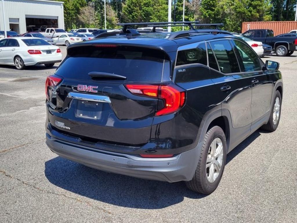 2020 GMC Terrain SLE photo