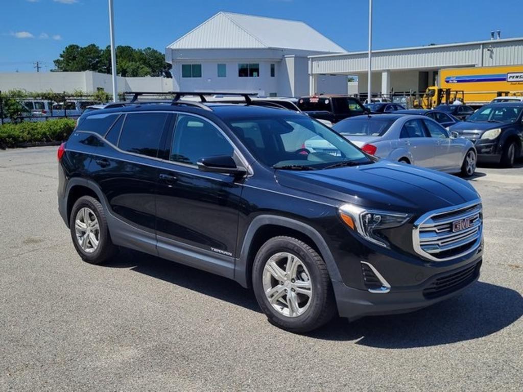 2020 GMC Terrain SLE photo