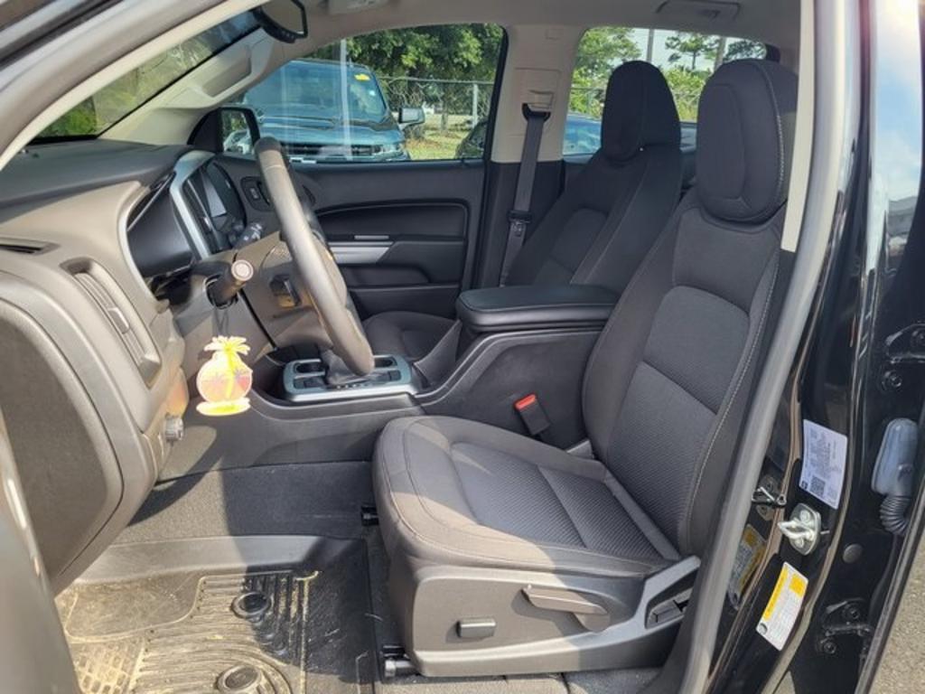 2022 Chevrolet Colorado - $32,000