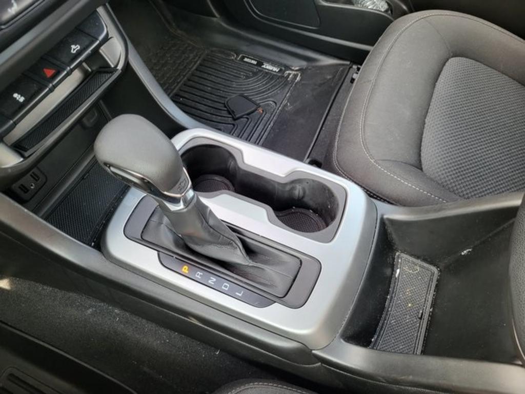 2022 Chevrolet Colorado - $32,000