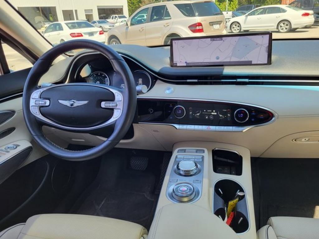 2022 Genesis GV70 2.5T photo