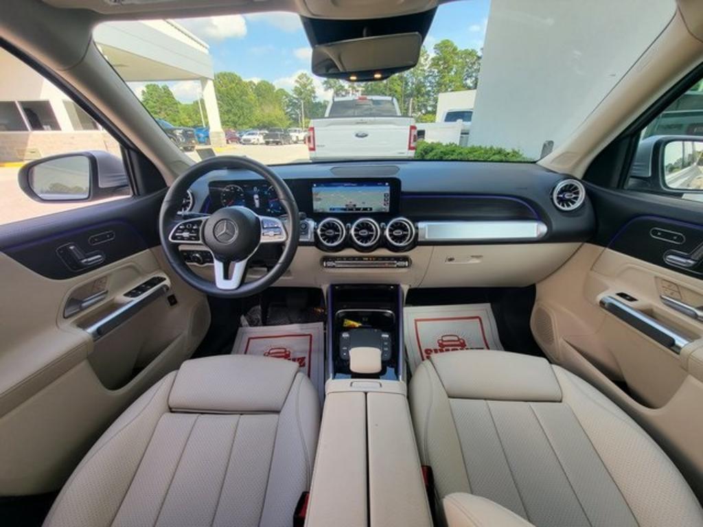 2022 Mercedes-Benz GLB - $40,000