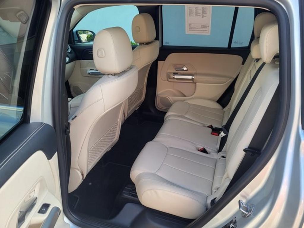 2022 Mercedes-Benz GLB - $40,000