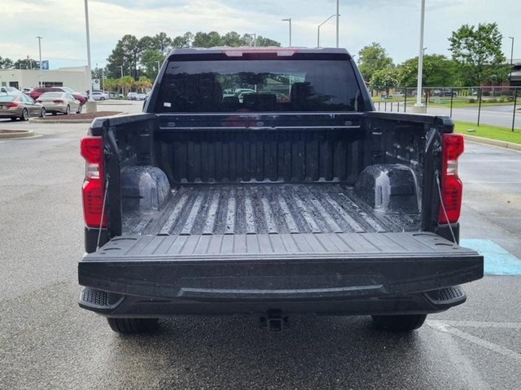 2022 Chevrolet Silverado - $39,000