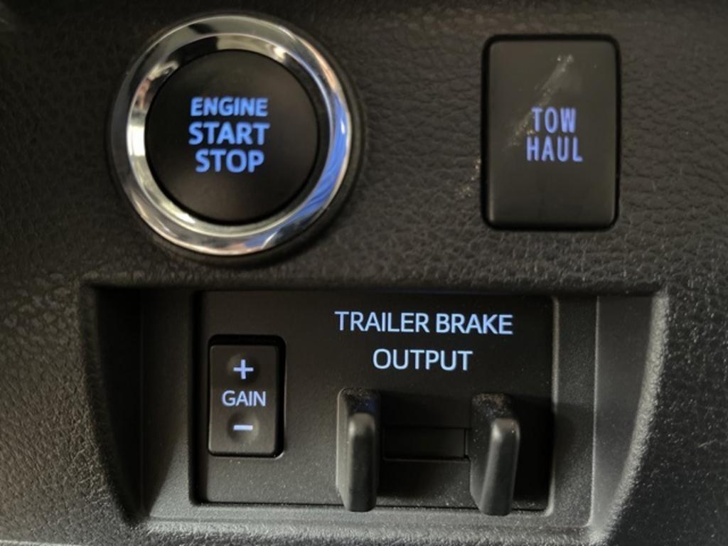 2021 Toyota Tundra Platinum photo