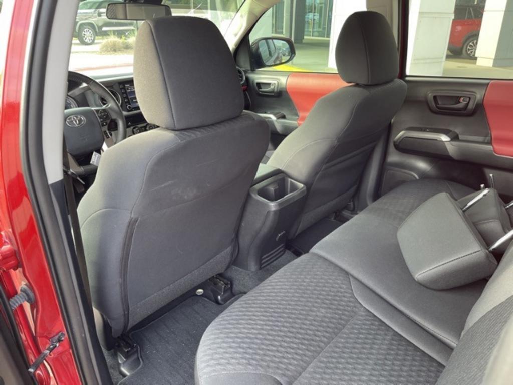 2020 Toyota Tacoma - $31,000