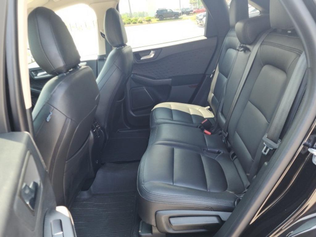 2020 Ford Escape - $24,000