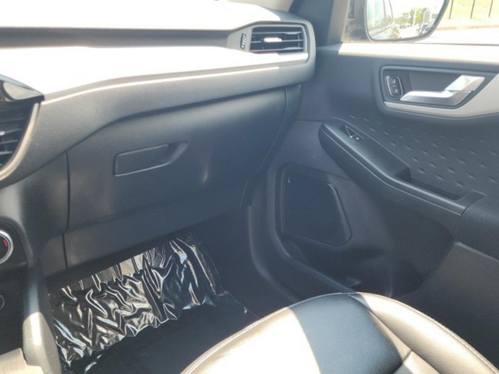 2020 Ford Escape - $24,000