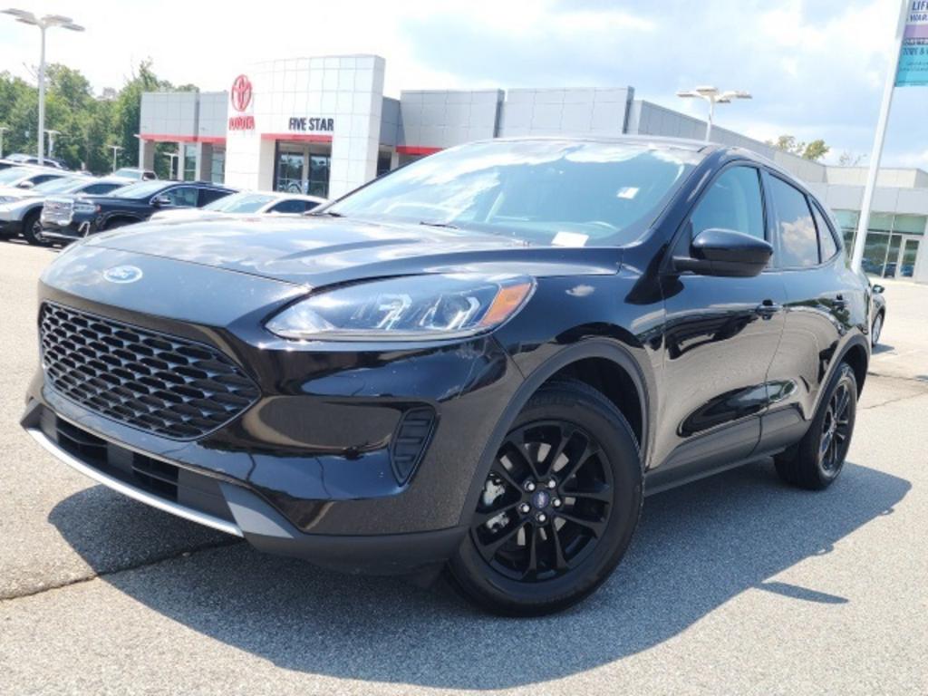 2020 Ford Escape - $24,000